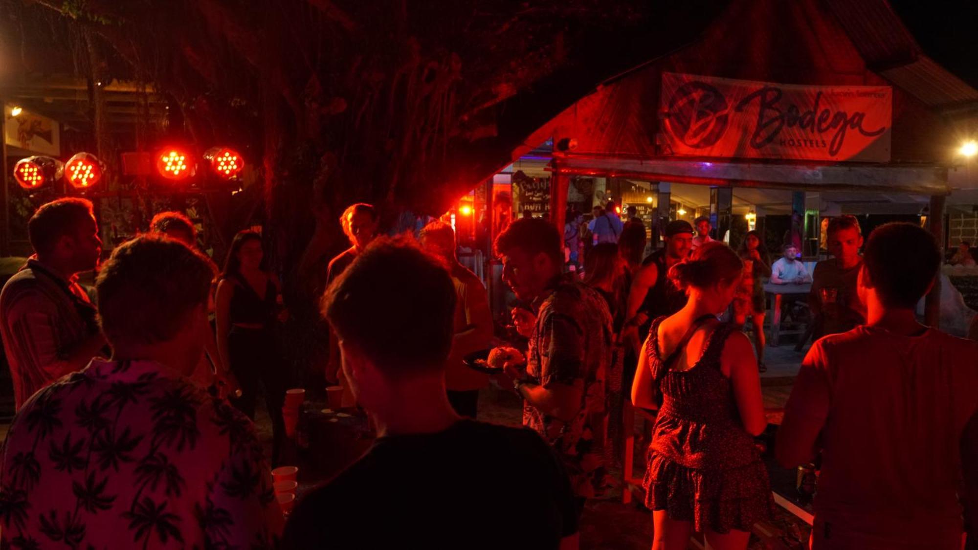 Bodega Koh Pha Ngan Beach Тонгсала Екстериор снимка
