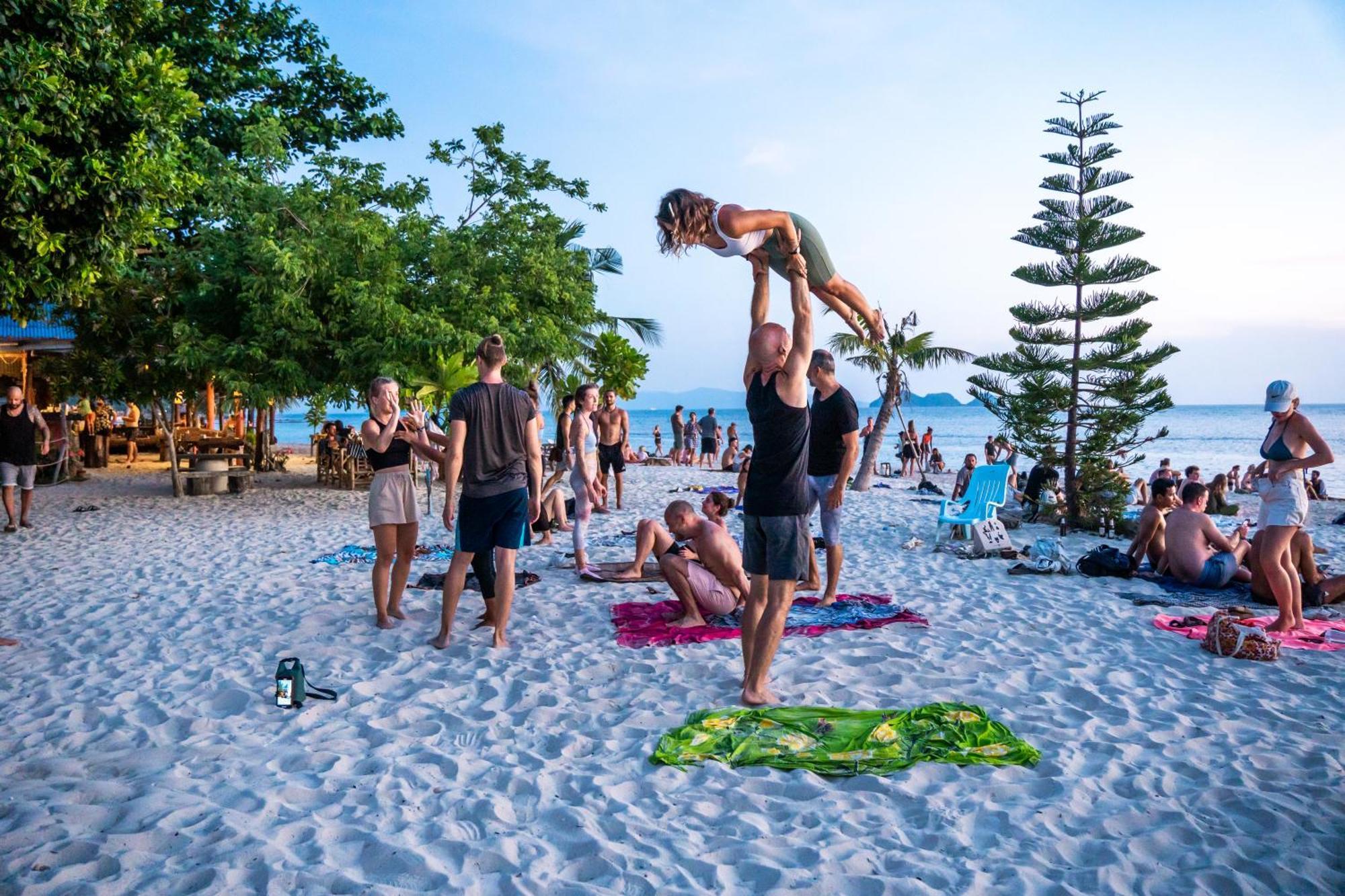 Bodega Koh Pha Ngan Beach Тонгсала Екстериор снимка