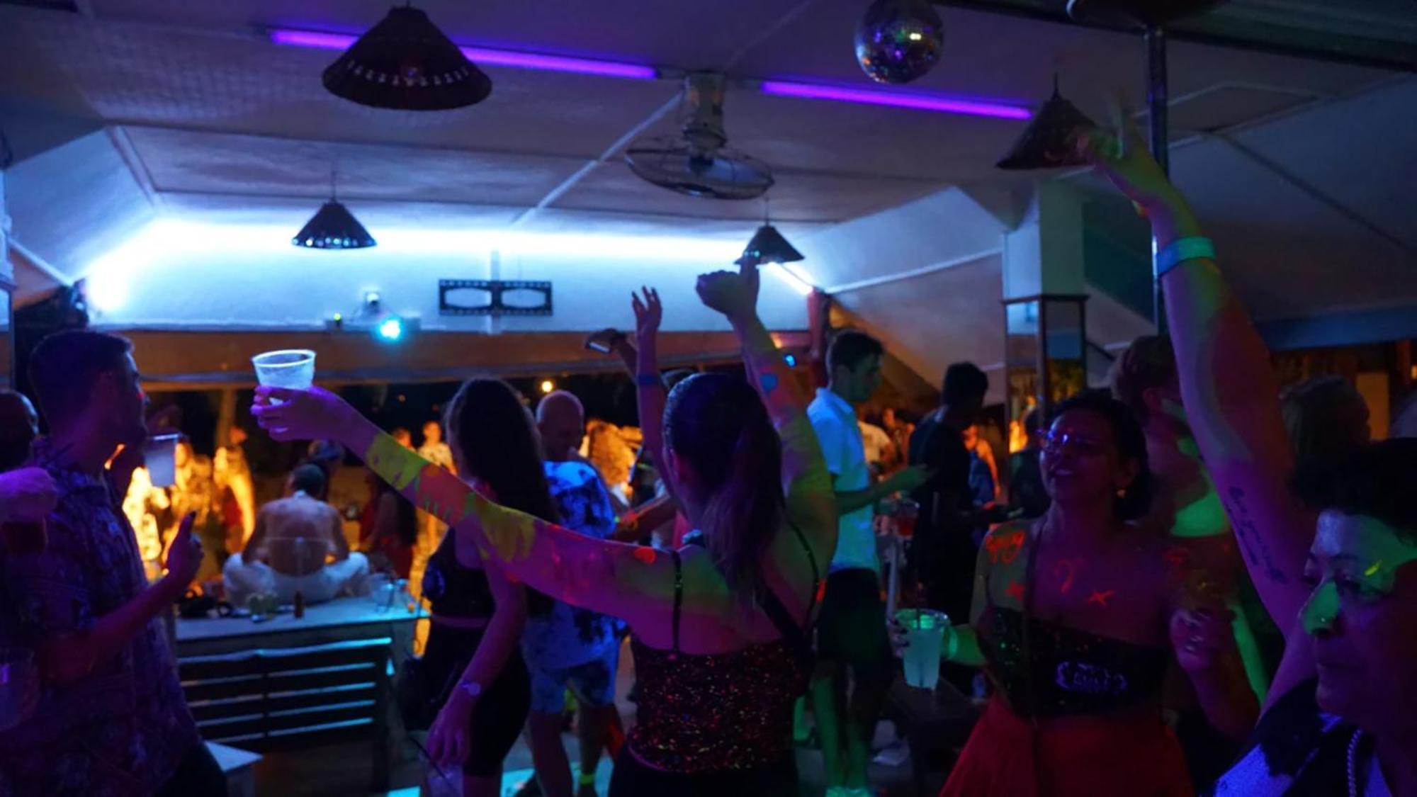 Bodega Koh Pha Ngan Beach Тонгсала Екстериор снимка